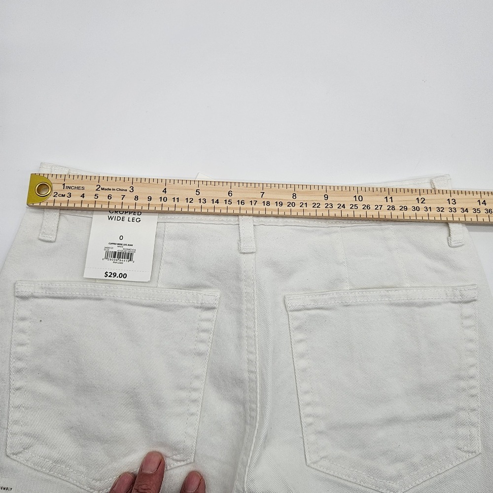 Free Assembly White Mid Rise Cropped Wide Leg Cuffed Jeans Size 0 NWT - Picture 8 of 12